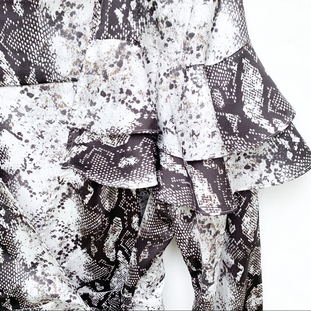 Gianni Bini Python Snakeskin Ruffle Wrap Top - image 5